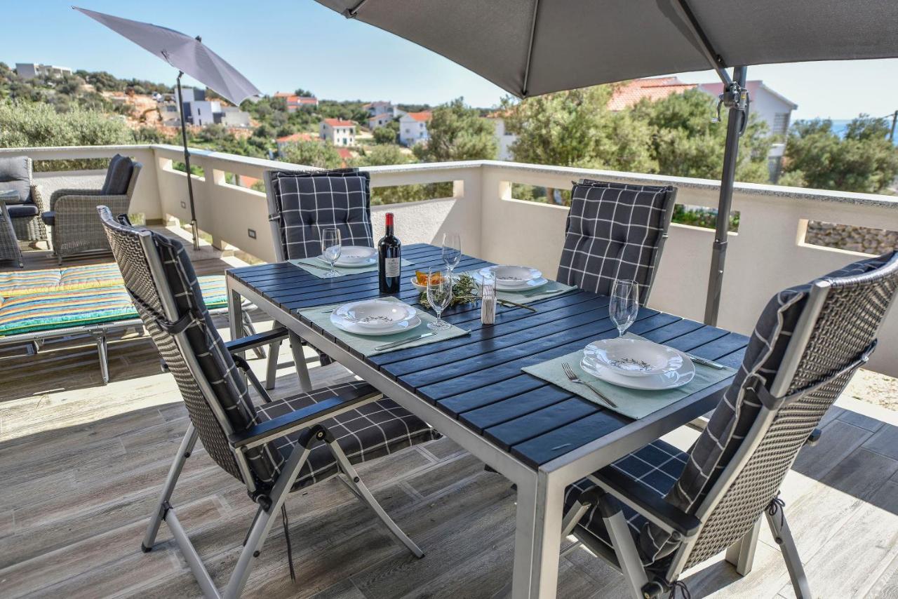 Moderner Bungalow Mit Meerblick Lun  Εξωτερικό φωτογραφία