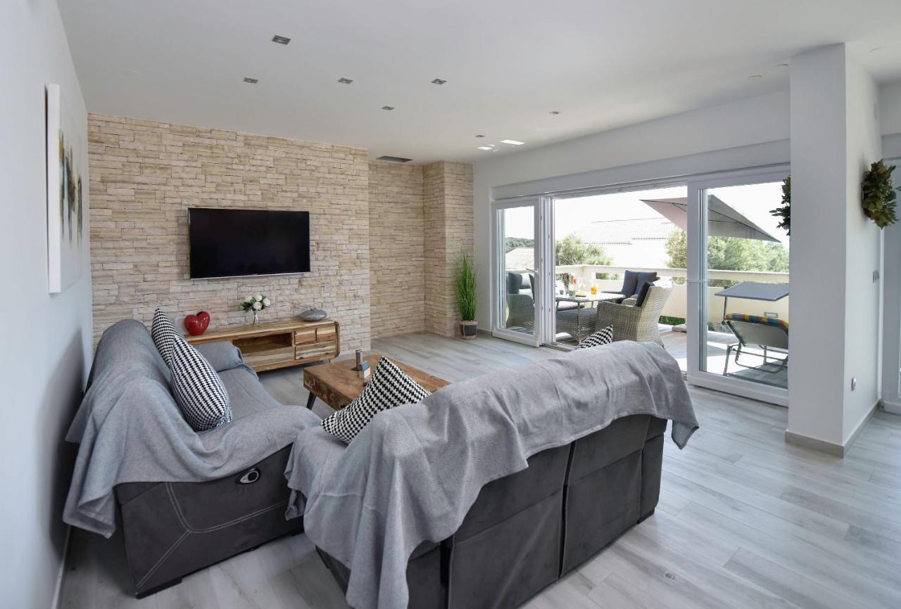 Moderner Bungalow Mit Meerblick Lun  Εξωτερικό φωτογραφία